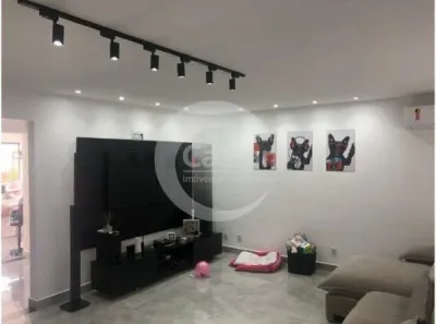 Sobrado com 2 Quartos à venda, 248m² no Jardim Ivone, São Paulo