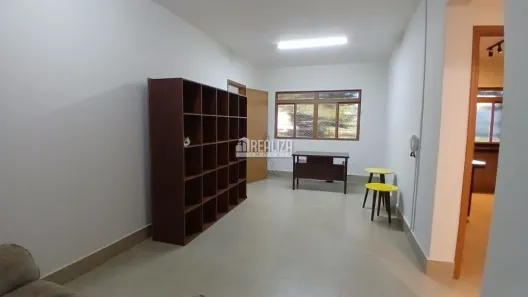 Flat com 1 Quarto para alugar, 50m² no São Benedito, Uberaba