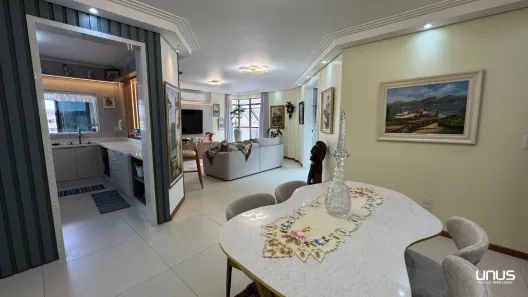 Apartamento com 3 Quartos à venda, 134m² no Campinas, São José