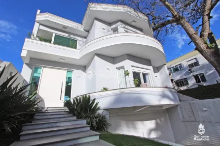 Casa com 3 Quartos à venda, 216m² no São Sebastião, Porto Alegre