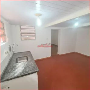 Casa com 1 Quarto para alugar, 40m² no Vila São Geraldo, São Paulo