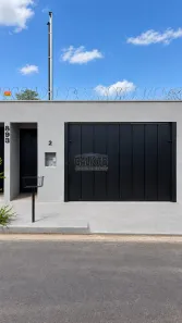Casa com 2 Quartos à venda, 65m² no Laranjeiras, Uberlândia