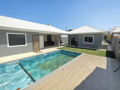 Casa de Condomínio com 4 Quartos à venda, 130m² no Centro (Praia Seca), Araruama