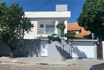 Casa com 3 Quartos à venda, 142m² no Jardim Olinda, Cabo Frio