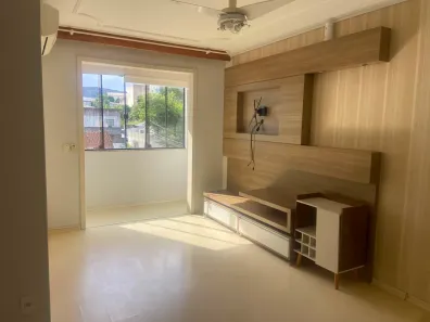 Apartamento com 3 Quartos para alugar, 105m² no Coloninha, Florianópolis