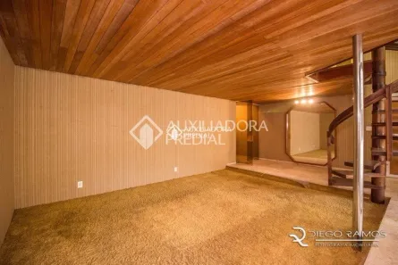 Casa com 3 Quartos para alugar, 388m² no Mont Serrat, Porto Alegre