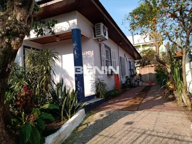 Casa com 2 Quartos à venda, 90m² no Centro, Canoas