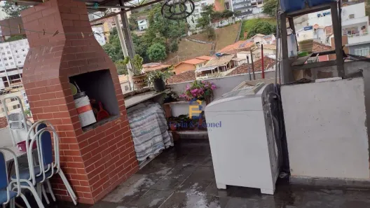 Casa de Condomínio com 2 Quartos à venda, 40m² no Granbery, Juiz de Fora