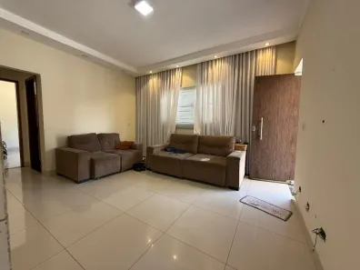 Casa de Condomínio com 3 Quartos à venda, 175m² no Jardim Imperial, Aparecida de Goiânia