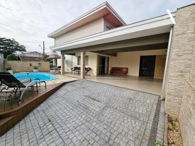Casa com 3 Quartos à venda, 149m² no Floresta, Joinville