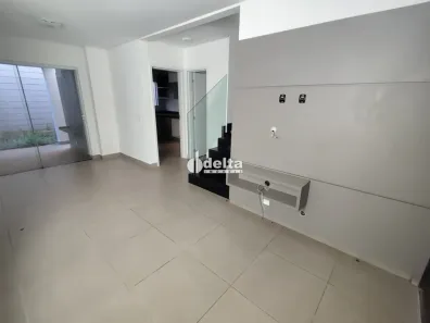 Casa de Condomínio com 3 Quartos para alugar, 120m² no Jardim Inconfidência, Uberlândia