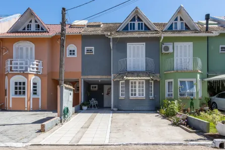 Casa de Condomínio com 3 Quartos à venda, 161m² no Guarujá, Porto Alegre