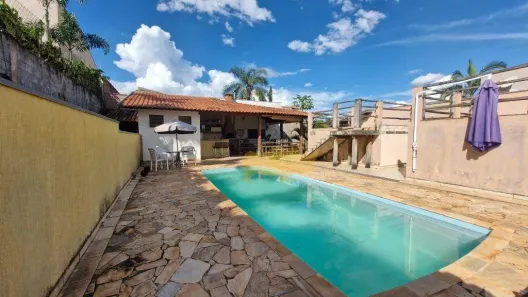 Casa com 3 Quartos à venda, 240m² no Residencial Florença, Rio Claro
