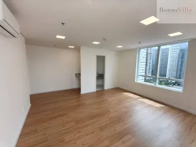 Sala Comercial para alugar, 40m² no Chácara Santo Antônio (Zona Sul), São Paulo