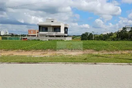 Lote/Terreno à venda, 331m² no Loteamento Terras Alpha São José dos Campos, São José dos Campos