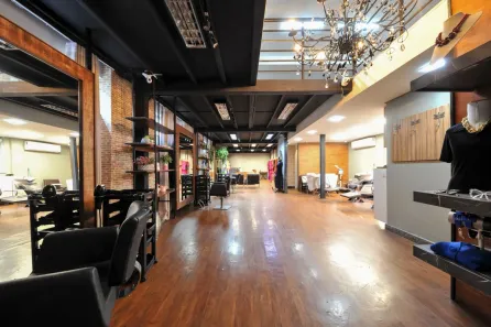 Ponto Comercial para alugar, 330m² no Gutierrez, Belo Horizonte