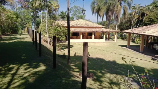 Fazenda/Sítio com 3 Quartos à venda, 250m² no Freitas, São José dos Campos