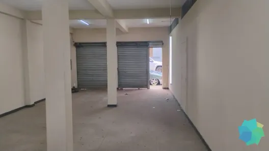 Galpão/Depósito/Armazém à venda, 380m² no Centro, Salto