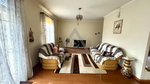 Casa com 3 Quartos para alugar, 246m² no Jardim Leonor, Campinas