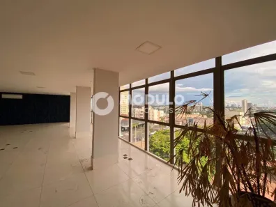Sala Comercial para alugar, 210m² no Fundinho, Uberlândia