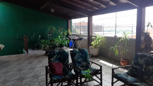 Casa com 3 Quartos à venda, 180m² no Jardim Santa Terezinha, Taboão da Serra