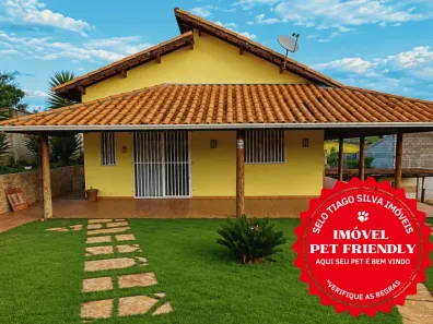 Fazenda/Sítio com 2 Quartos para alugar, 1000m² no Centro, Pouso Alegre