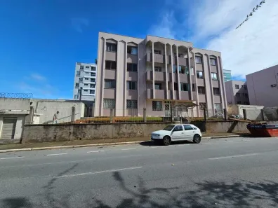 Apartamento com 3 Quartos para alugar, 107m² no Capoeiras, Florianópolis