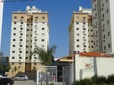Apartamento com 2 Quartos para alugar, 68m² no Guaíra, Curitiba