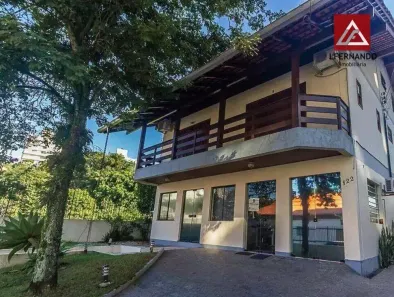 Casa com 3 Quartos à venda, 203m² no Garcia, Blumenau
