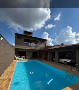 Sobrado com 4 Quartos à venda, 257m² no Nova Piracicaba, Piracicaba