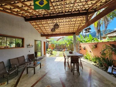 Casa de Condomínio com 4 Quartos à venda, 232m² no Jardim Carolina, Ubatuba