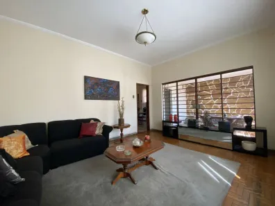 Casa com 3 Quartos à venda, 268m² no Carlos Prates, Belo Horizonte