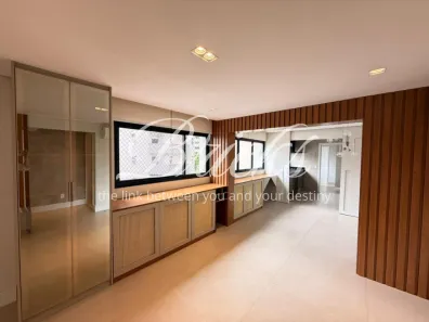 Apartamento com 4 Quartos à venda, 142m² no Vila Uberabinha, São Paulo