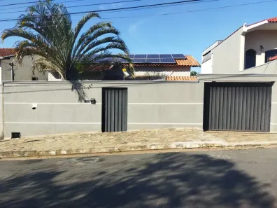 Casa com 3 Quartos à venda, 184m² no Colinas de Santa Bárbara, Pouso Alegre