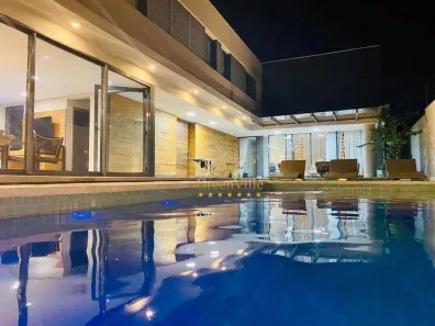 Casa com 4 Quartos à venda, 470m² no Santa Felicidade, Curitiba