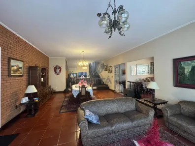 Sobrado com 4 Quartos à venda, 400m² no Jardim Bela Vista, Campinas