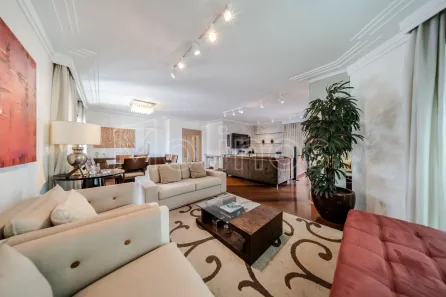 Apartamento com 3 Quartos à venda, 224m² no Vila Regente Feijó, São Paulo
