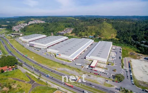 Galpão/Depósito/Armazém para alugar, 1478m² no Água Espraiada, Embu das Artes