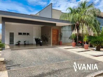 Casa com 3 Quartos à venda, 194m² no Plano Diretor Sul, Palmas