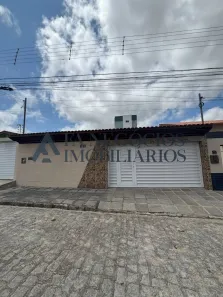 Casa com 3 Quartos à venda, 215m² no Catolé, Campina Grande