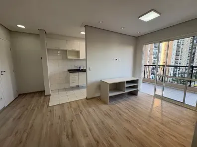 Apartamento com 2 Quartos para alugar, 76m² no Jardim Tupanci, Barueri