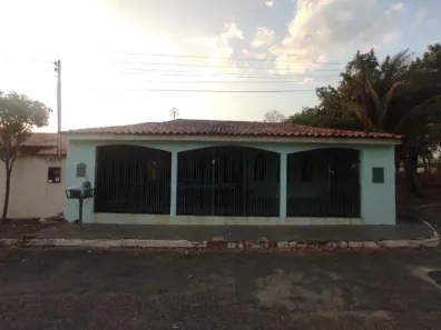 Casa com 4 Quartos à venda, 188m² no Jardim Imperial, Cuiabá
