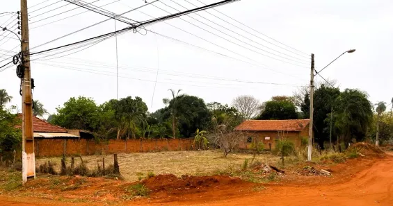 Lote/Terreno à venda, 600m² no Arapuã, Três Lagoas