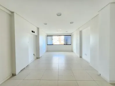 Sala Comercial à venda, 32m² no Capão da Canoa, Capão da Canoa