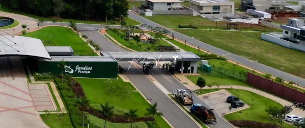 Lote/Terreno à venda, 407m² no Jardins França, Goiânia