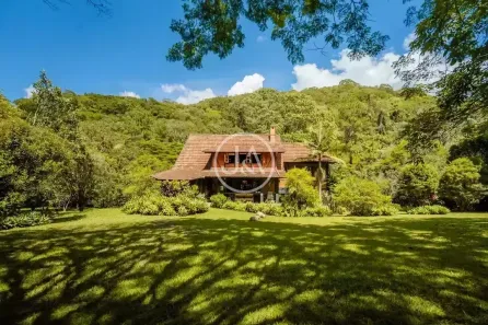 Casa com 5 Quartos à venda, 344m² no Itaipava, Petrópolis