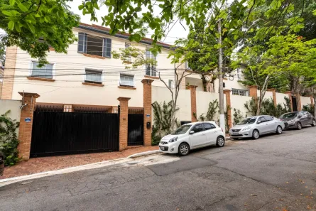 Casa com 5 Quartos à venda, 956m² no Jardim Everest, São Paulo