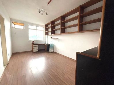 Sala Comercial à venda, 20m² no Mutondo, São Gonçalo