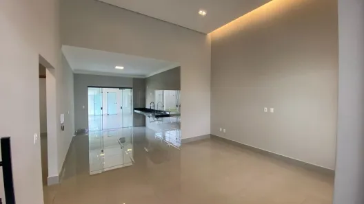 Casa com 3 Quartos à venda, 140m² no Jardim Holanda, Uberlândia