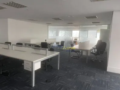 Sala Comercial para alugar, 230m² no Alphaville Centro Industrial e Empresarial/Alphaville., Barueri
